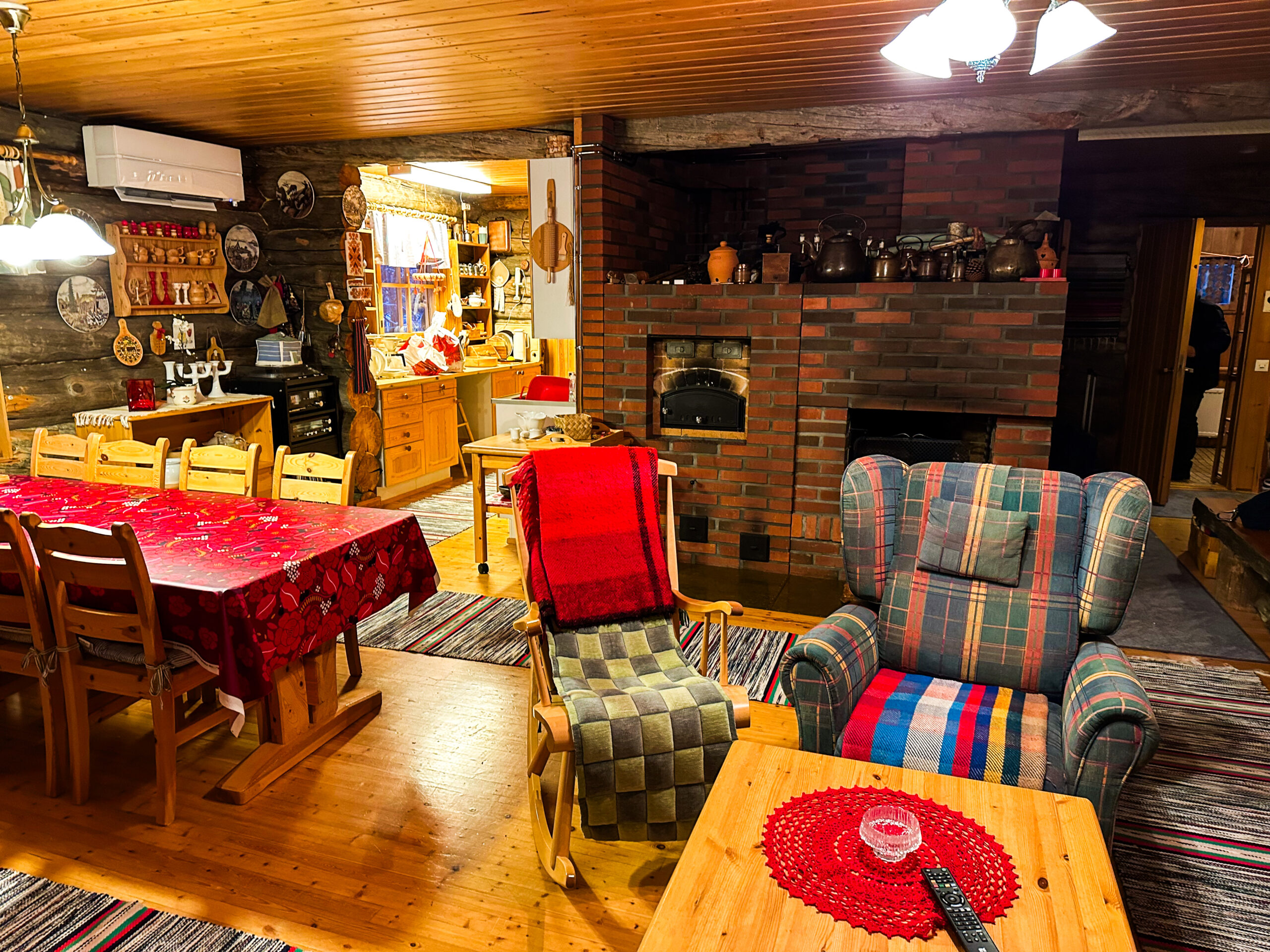 Rovaniemi, gdzie spać w Rovaniemi, Laponia, wioska św. Mikołaja 