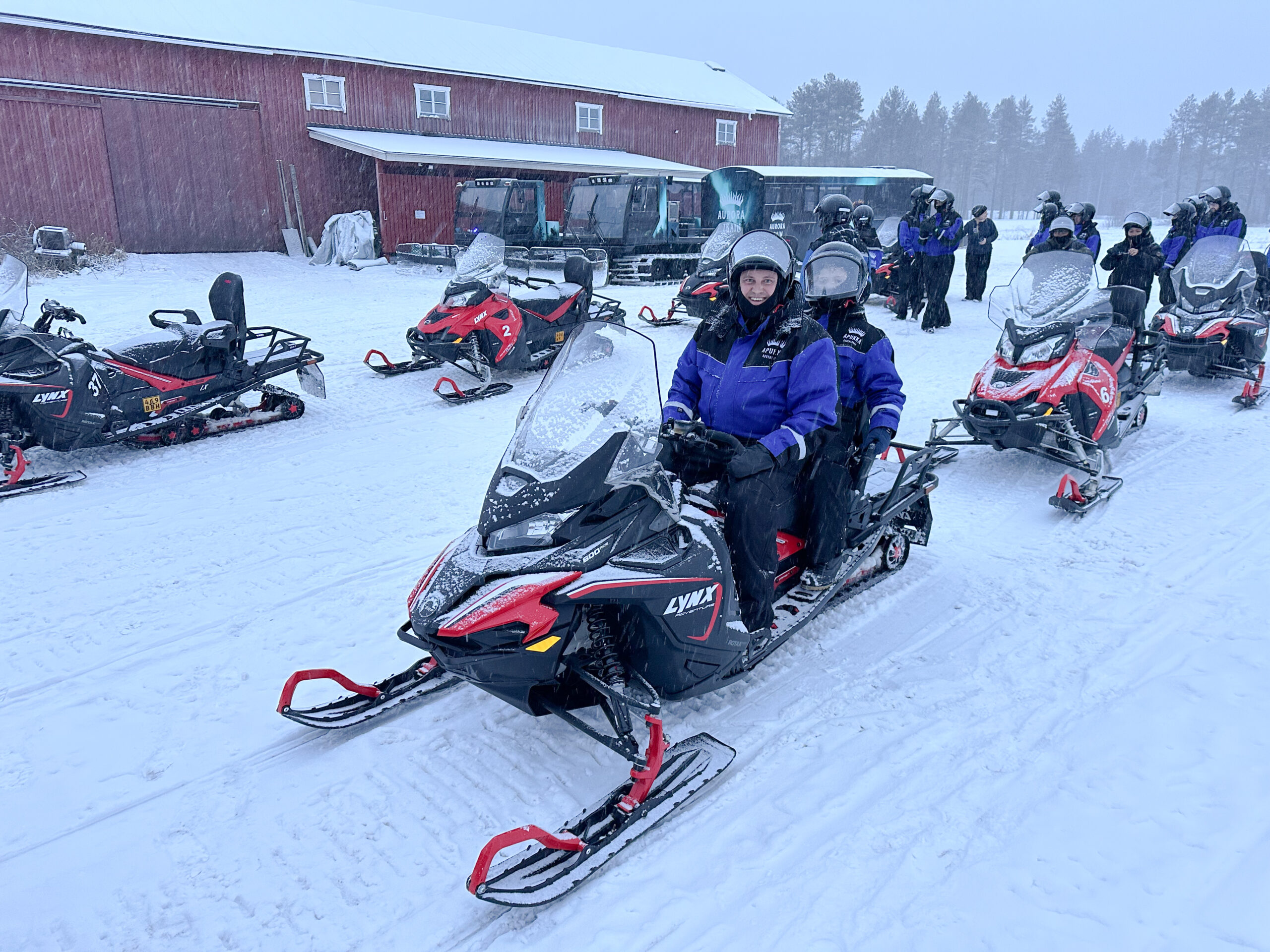 Skutery śnieżne, Laponia, Apukka Resorts 