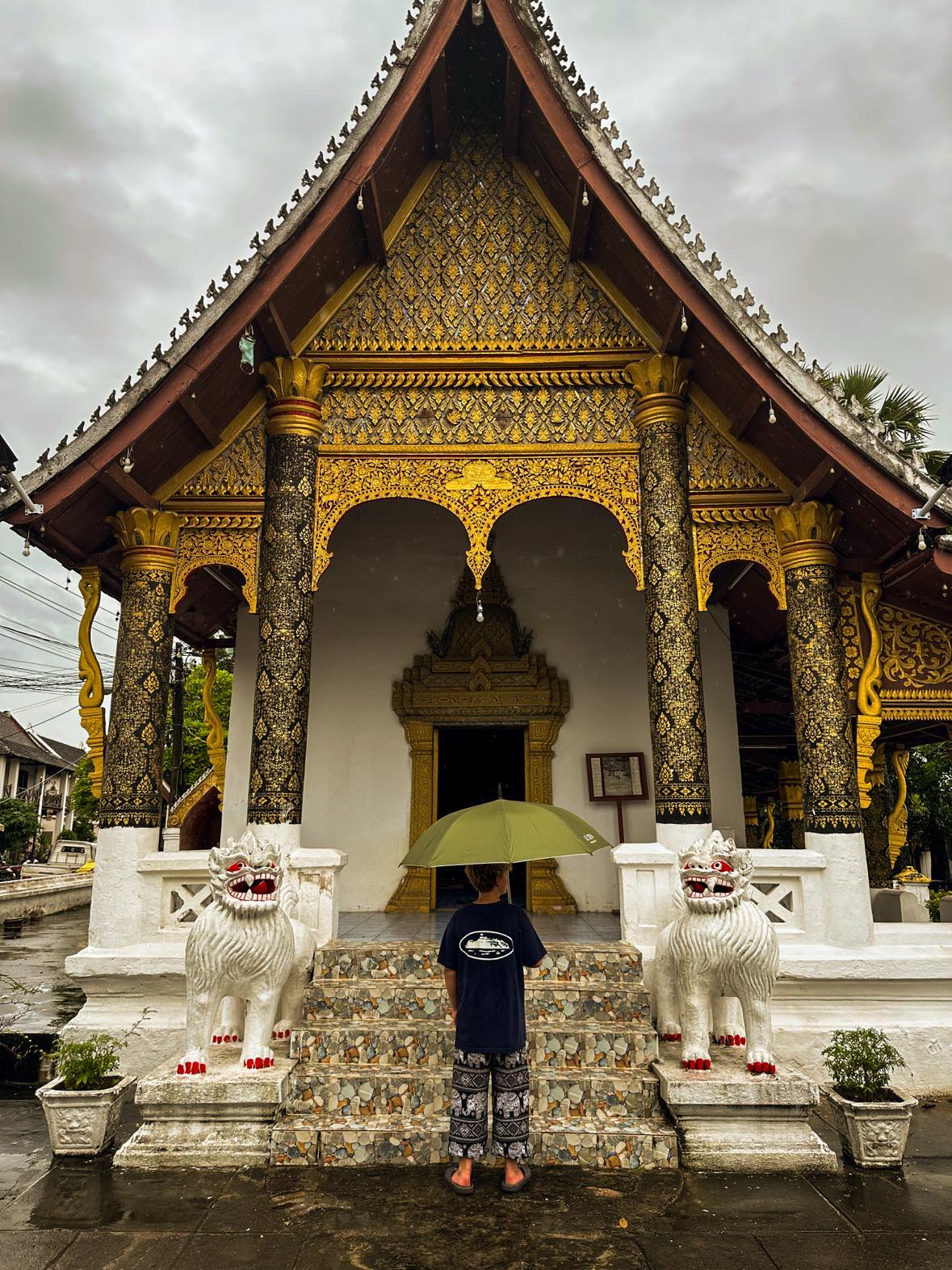 Luang Prabang, Laos, świątynie buddyjskie